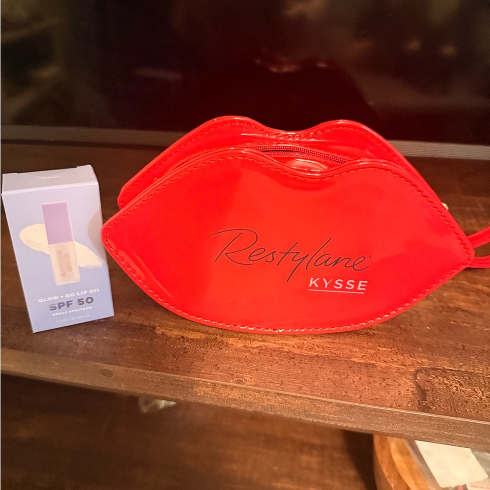 galderma restylane kysse Red Lip-Shaped Pouch